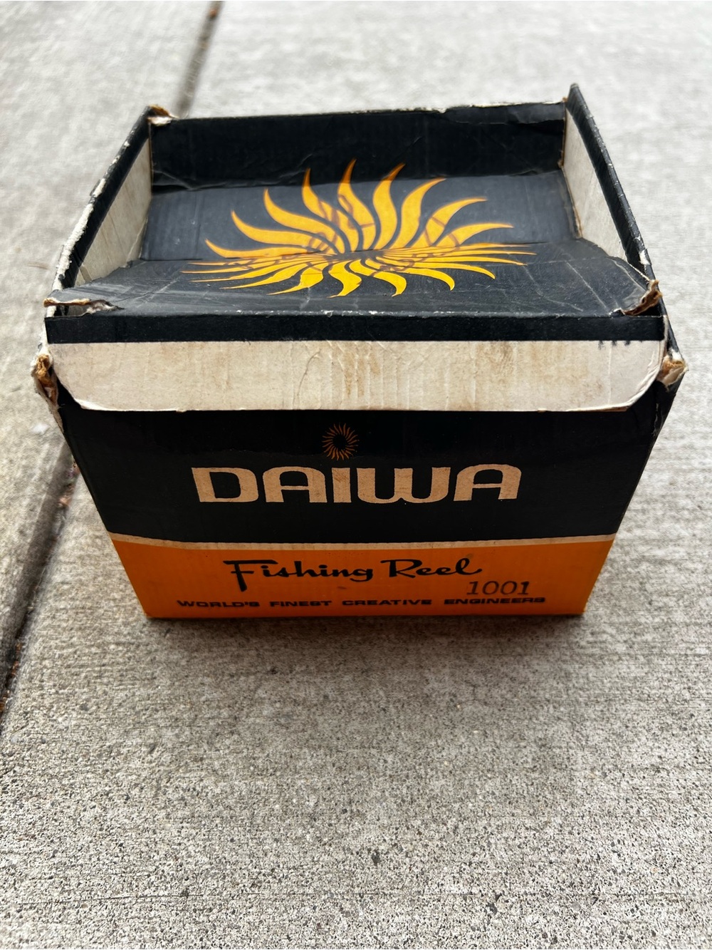 Vintage Daiwa Punch 1001 Spinning Fishing Reel - Picture 11 of 11